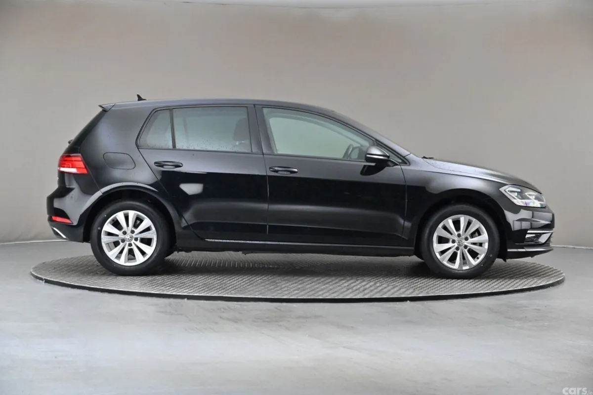 Volkswagen Golf Hatchback, Petrol, 2017, Black
