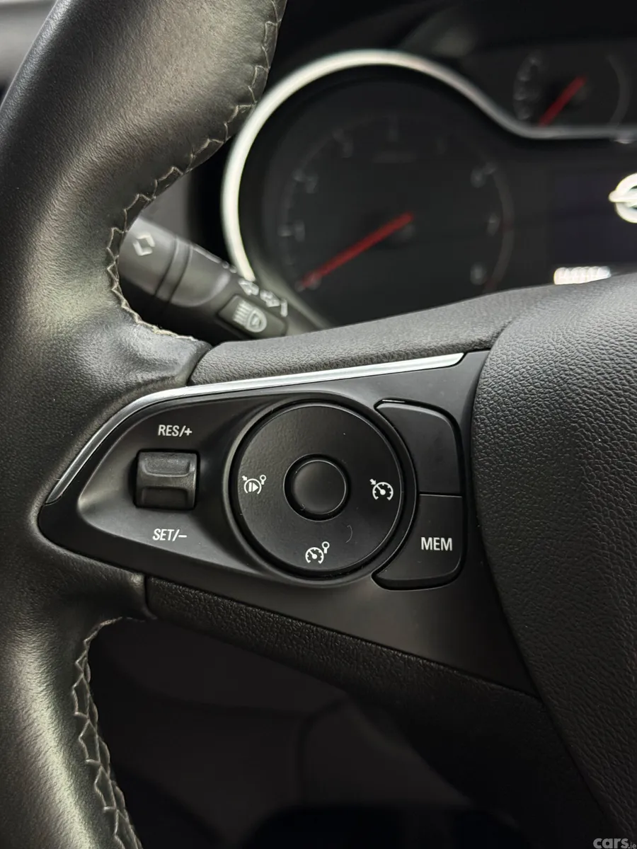 Opel Grandland X SUV, Petrol, 2021, Blue