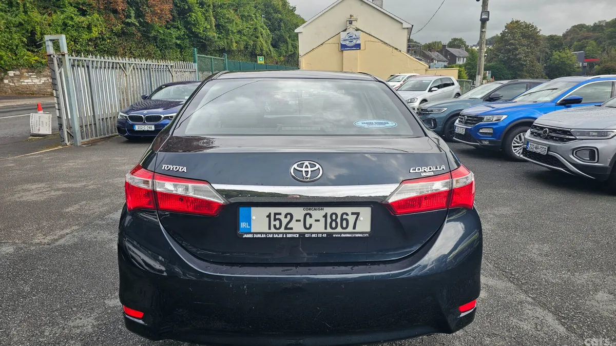 Toyota Corolla Saloon, Diesel, 2015, Black