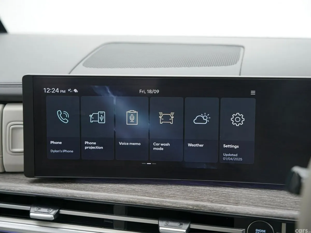 Hyundai Santa Fe SUV, Petrol Plug-in Hybrid, 2025, White