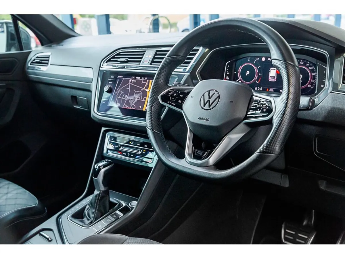 Volkswagen Tiguan Estate, Petrol Plug-in Hybrid, 2023, Grey