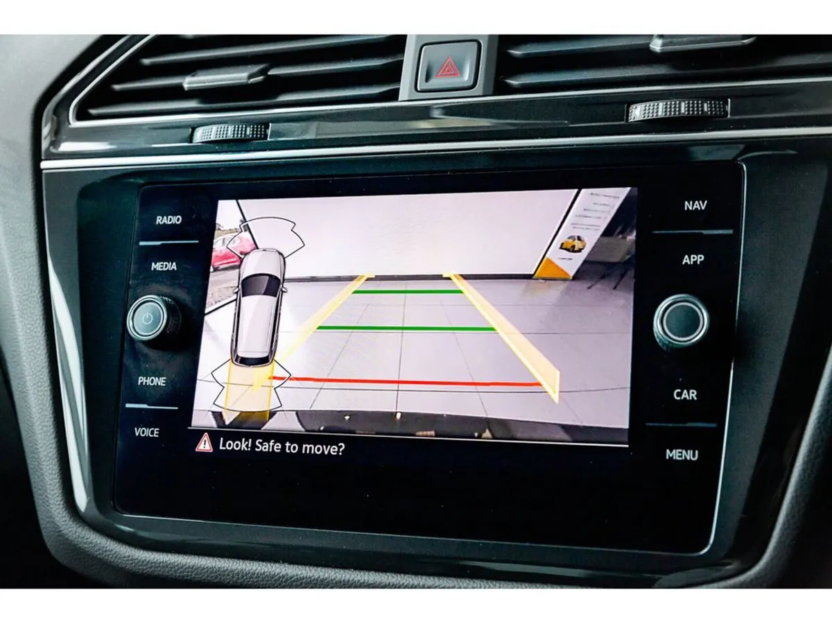 Volkswagen Tiguan Estate, Petrol Plug-in Hybrid, 2023, Grey