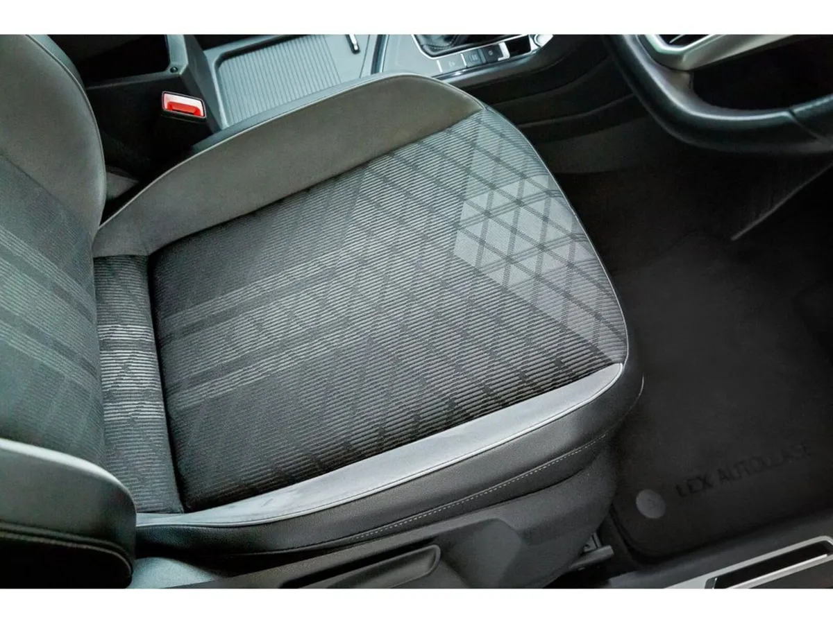 Volkswagen Tiguan Estate, Petrol Plug-in Hybrid, 2023, Grey
