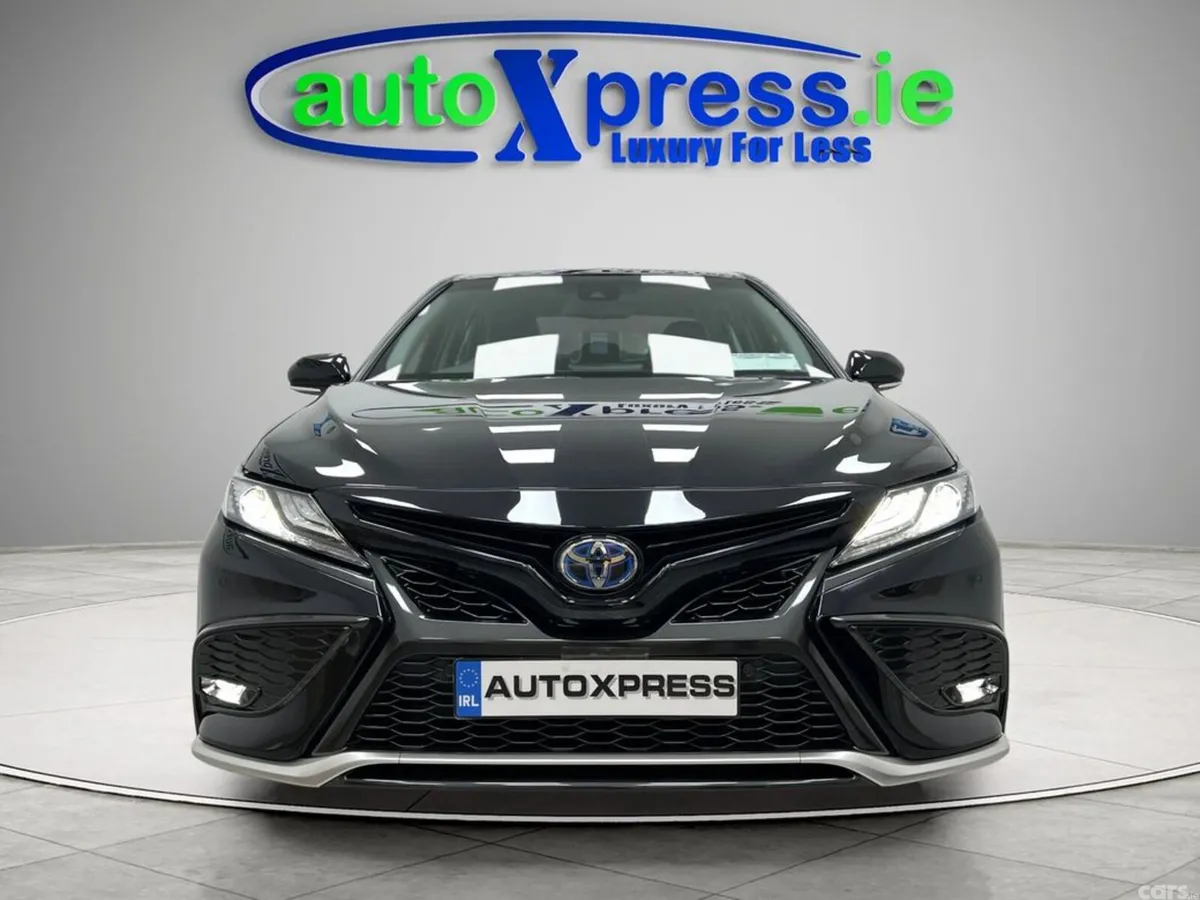 Toyota Camry Saloon, Petrol Hybrid, 2023, Black