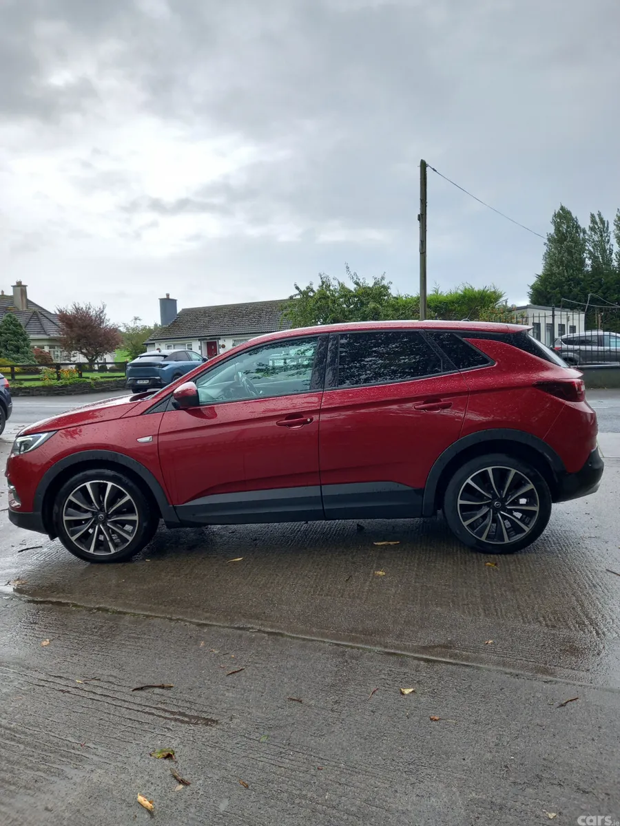 Opel Grandland X SUV, Diesel, 2021, Red