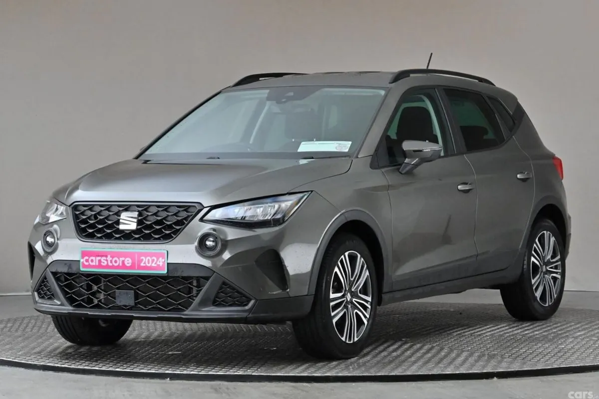 SEAT Arona SUV, Petrol, 2024, Green