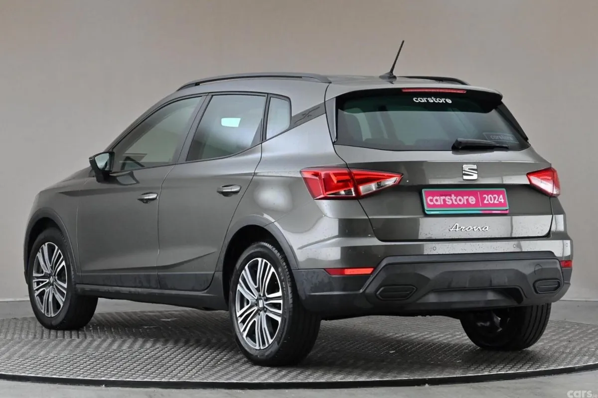 SEAT Arona SUV, Petrol, 2024, Green