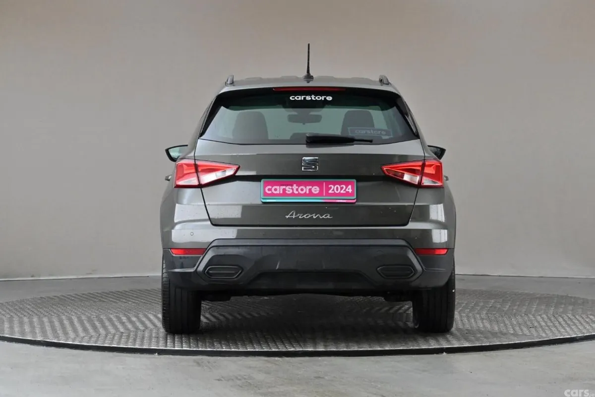 SEAT Arona SUV, Petrol, 2024, Green