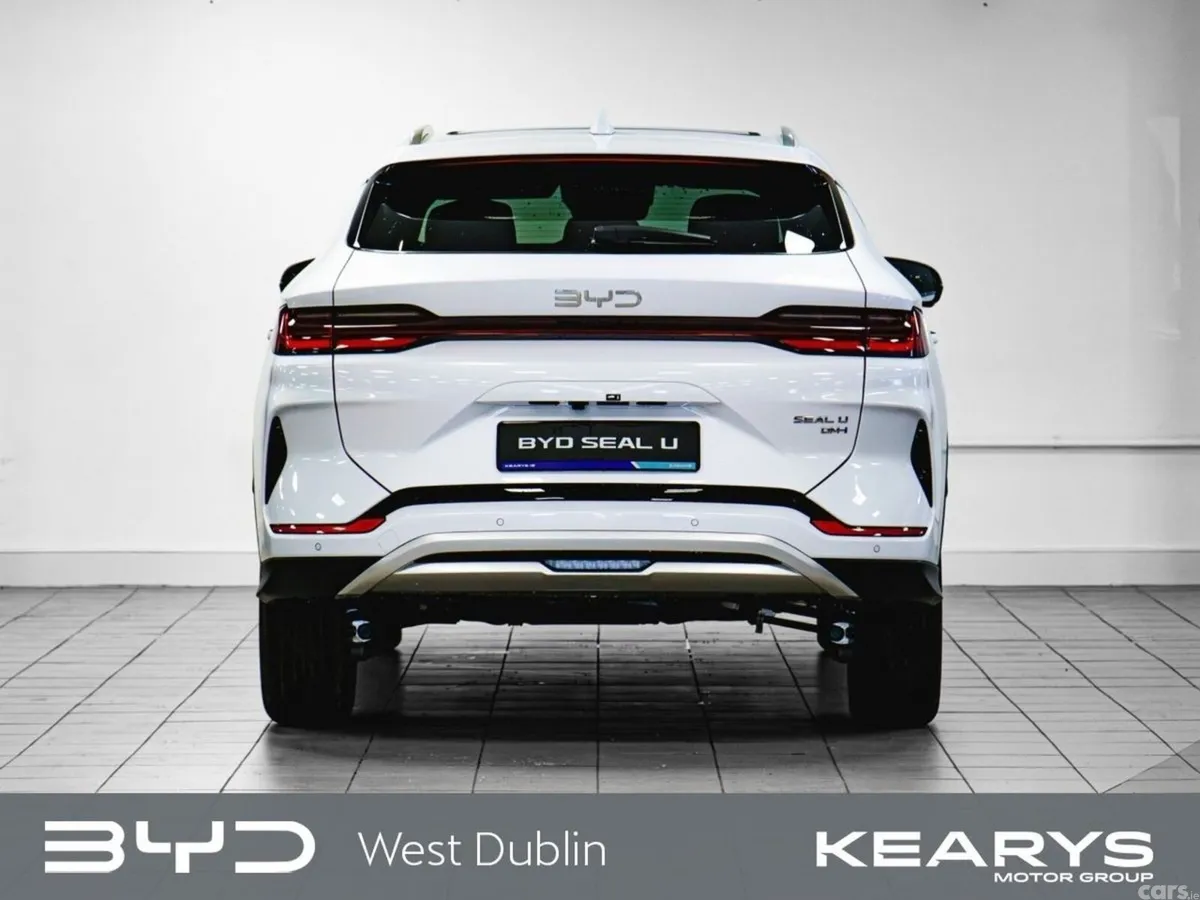 BYD SEAL U Hatchback, Petrol Plug-in Hybrid, 2026, White