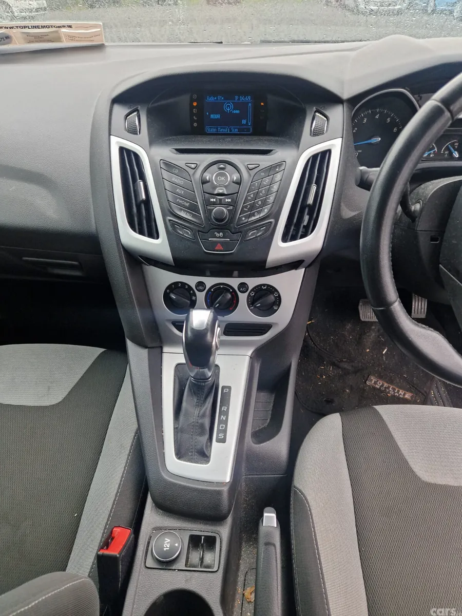 Ford Focus Estate, Petrol, 2011, Silver