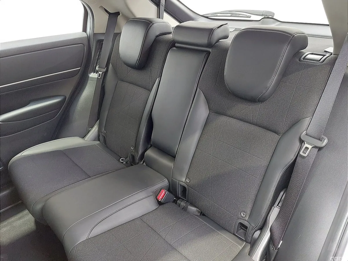 Honda HR-V Hatchback, Petrol Hybrid, 2023, Beige