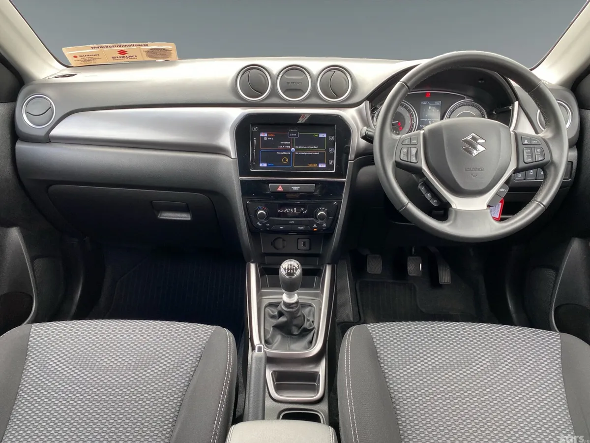 Suzuki Vitara SUV, Petrol, 2022, Red