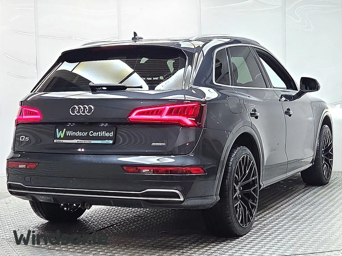 Audi Q5 SUV, Petrol Plug-in Hybrid, 2021, Grey