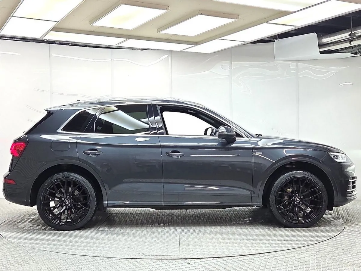 Audi Q5 SUV, Petrol Plug-in Hybrid, 2021, Grey