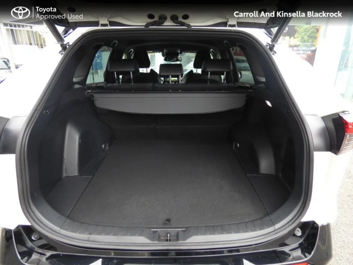 Toyota RAV4 SUV, Petrol Hybrid, 2021, White