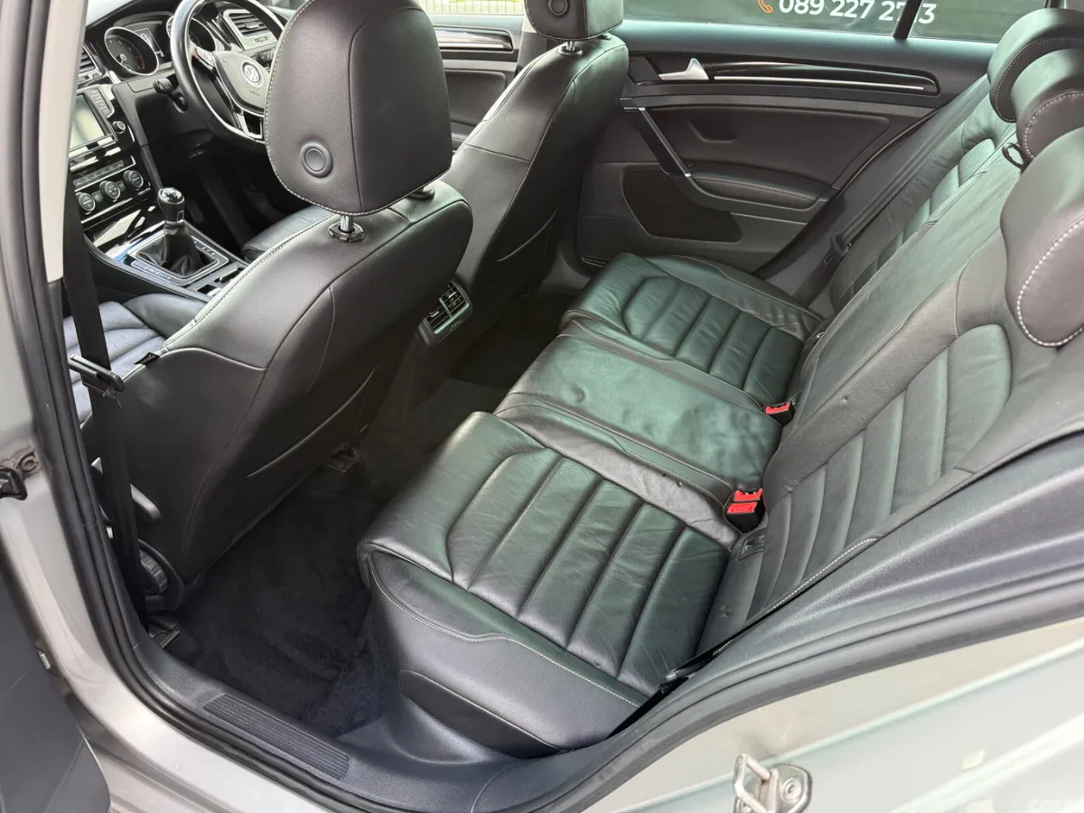Volkswagen Golf Estate, Petrol, 2017, Grey