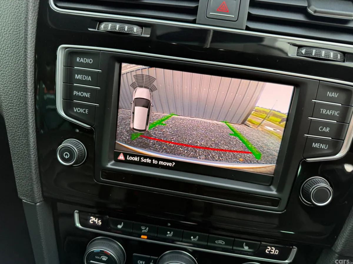 Volkswagen Golf Estate, Petrol, 2017, Grey