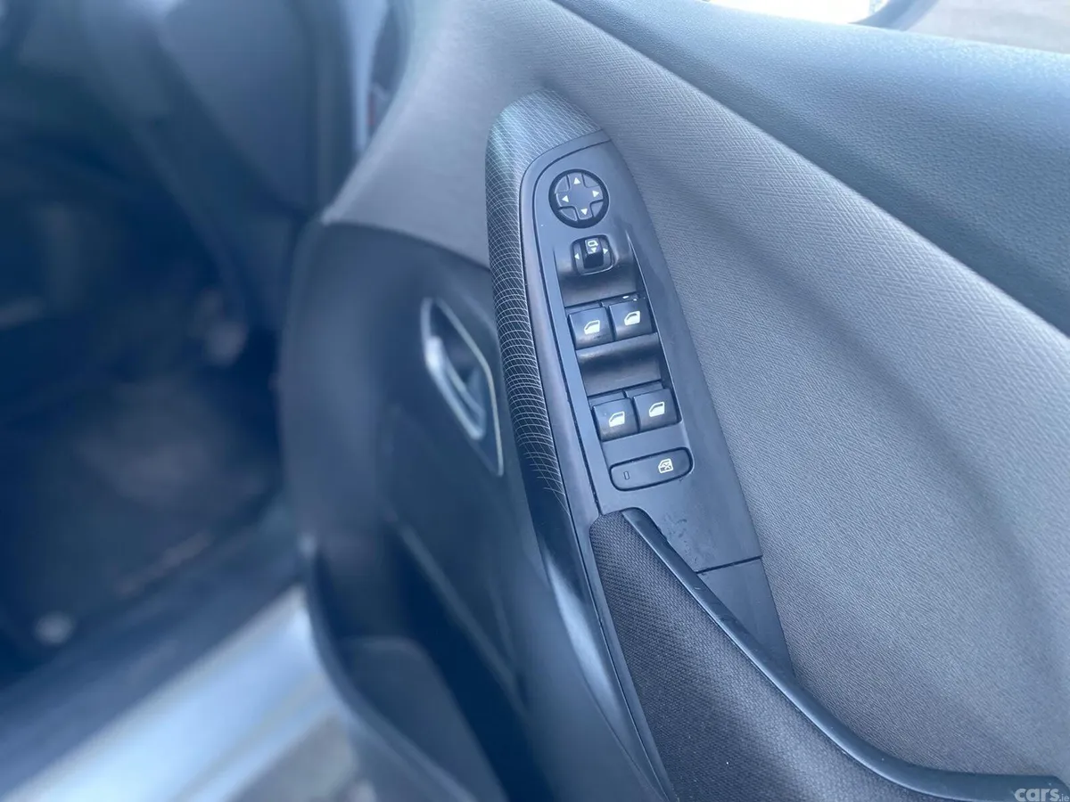 Citroen C4 Hatchback, Diesel, 2014, Silver