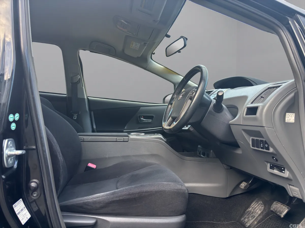Toyota Prius MPV, Petrol Hybrid, 2013, Black