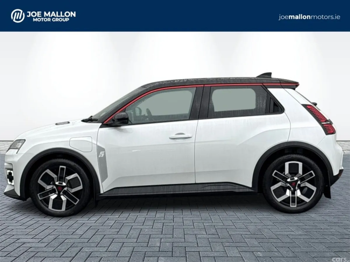 Renault 5 E-Tech Hatchback, Electric, 2026, White