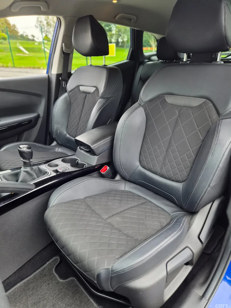 Renault Kadjar SUV, Petrol, 2019, Blue