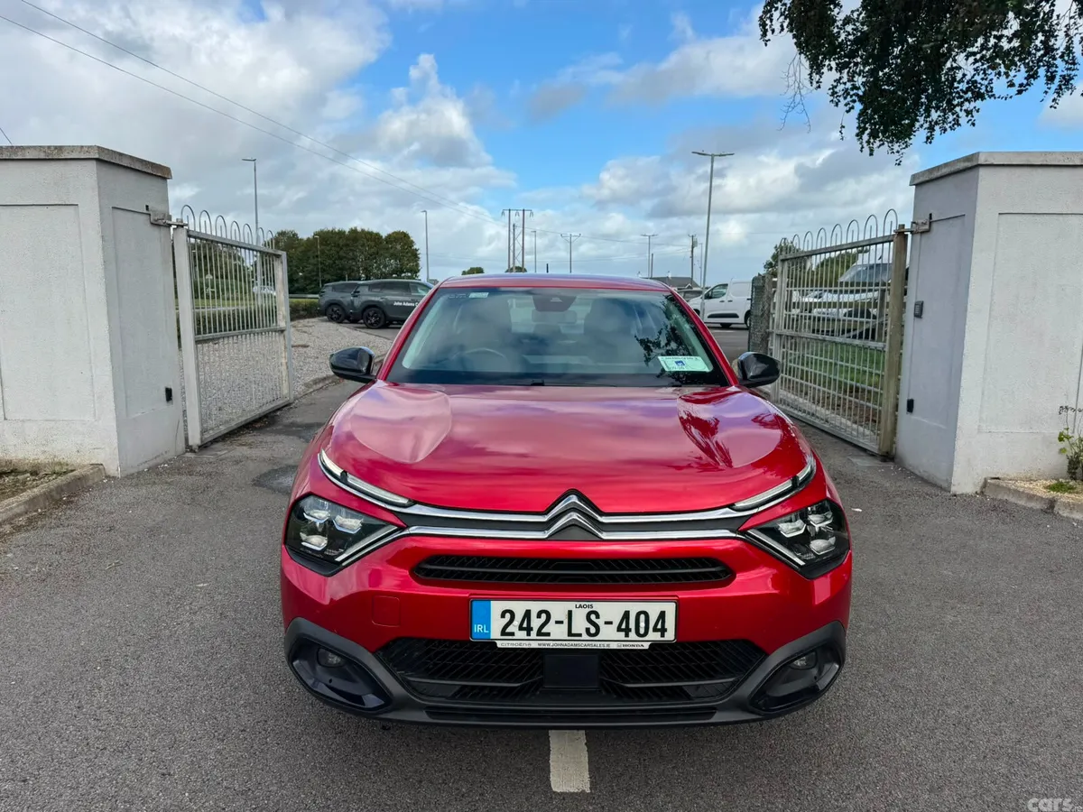 Citroen C4 Hatchback, Petrol, 2024, Red
