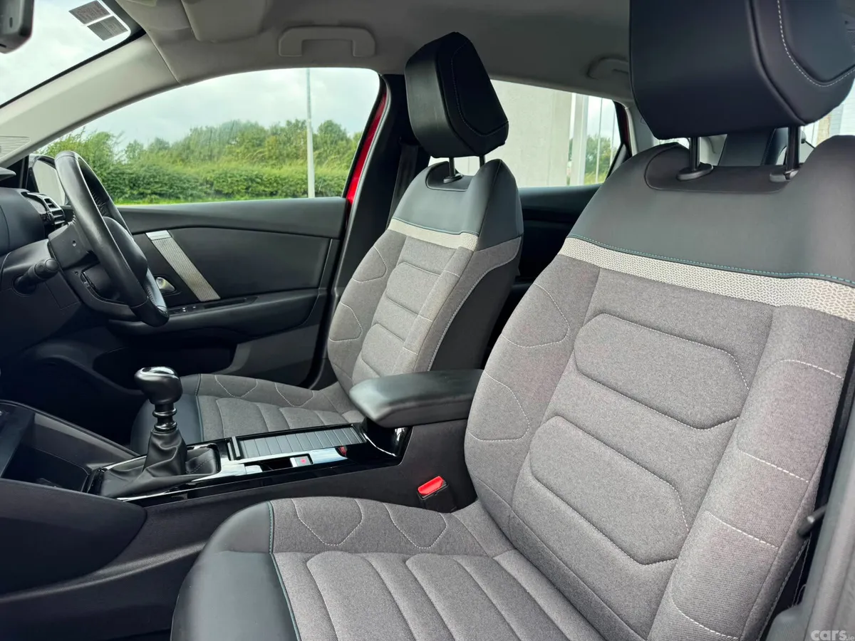 Citroen C4 Hatchback, Petrol, 2024, Red