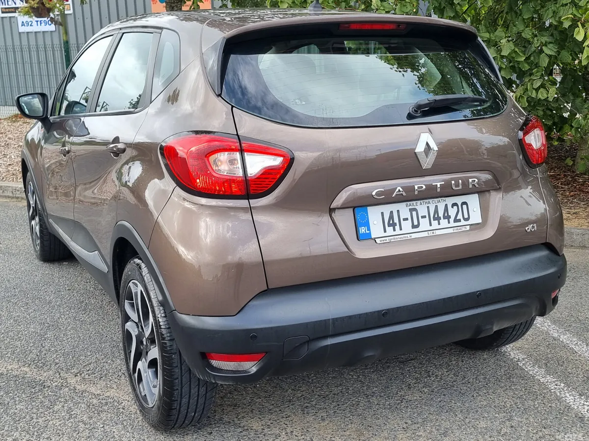 Renault Captur Hatchback, Diesel, 2014, Brown