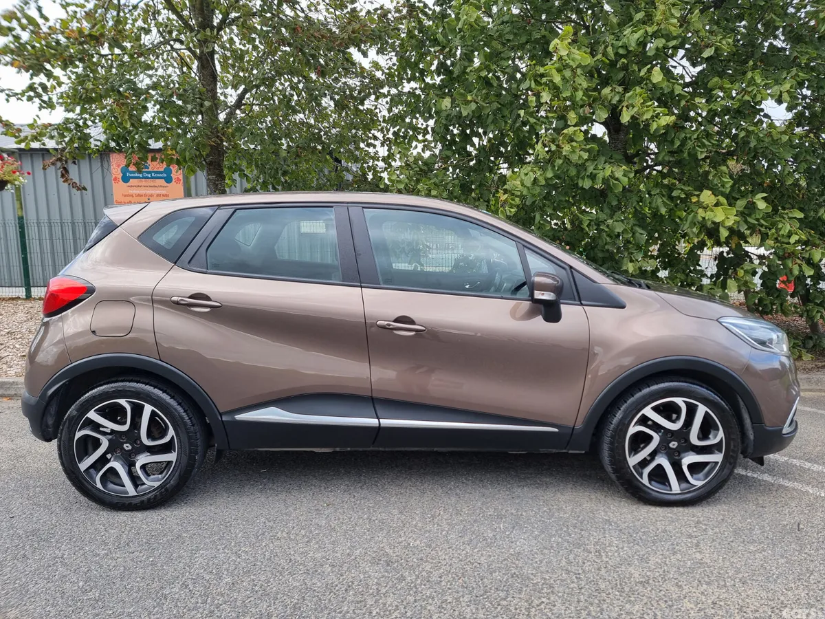 Renault Captur Hatchback, Diesel, 2014, Brown