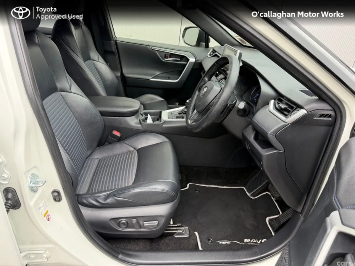 Toyota RAV4 SUV, Petrol Hybrid, 2019, White