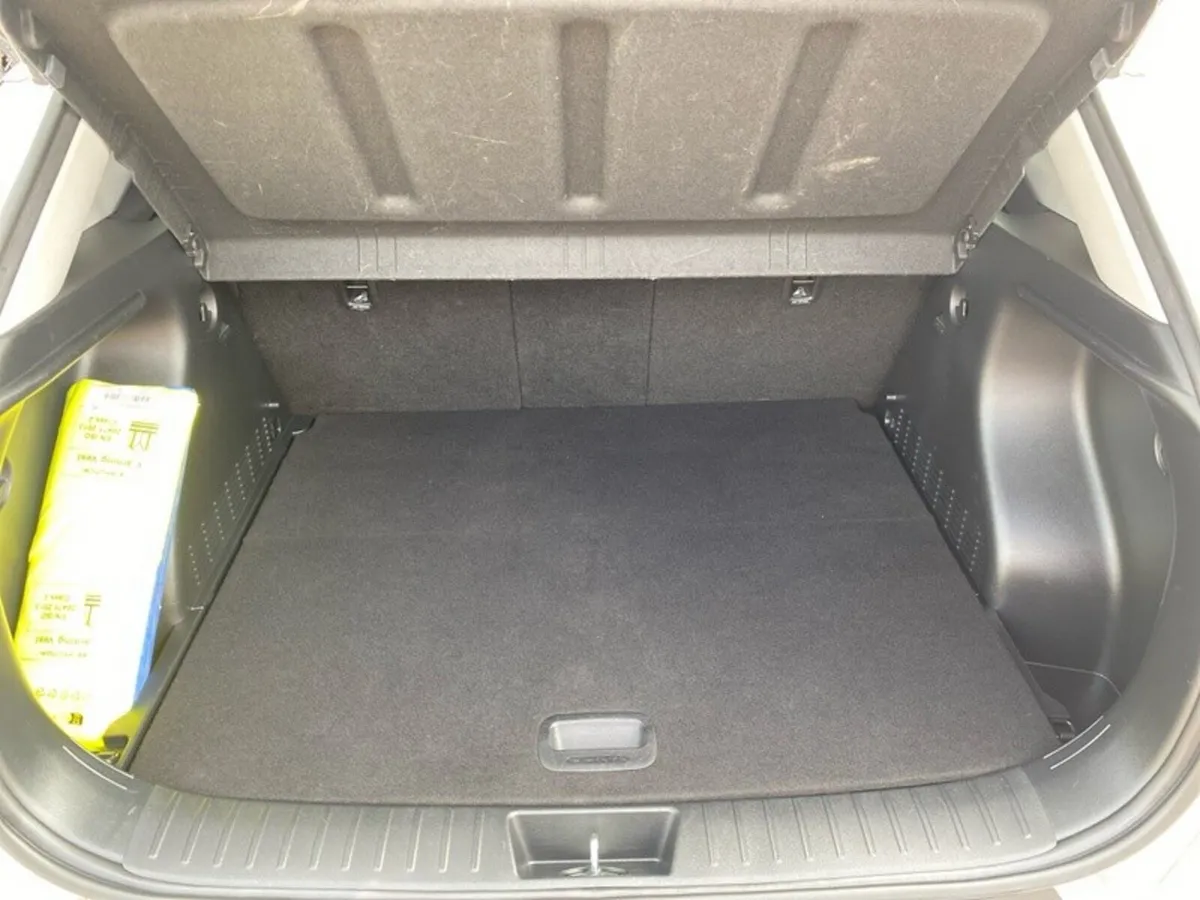 Hyundai KONA MPV, Petrol, 2024, Grey