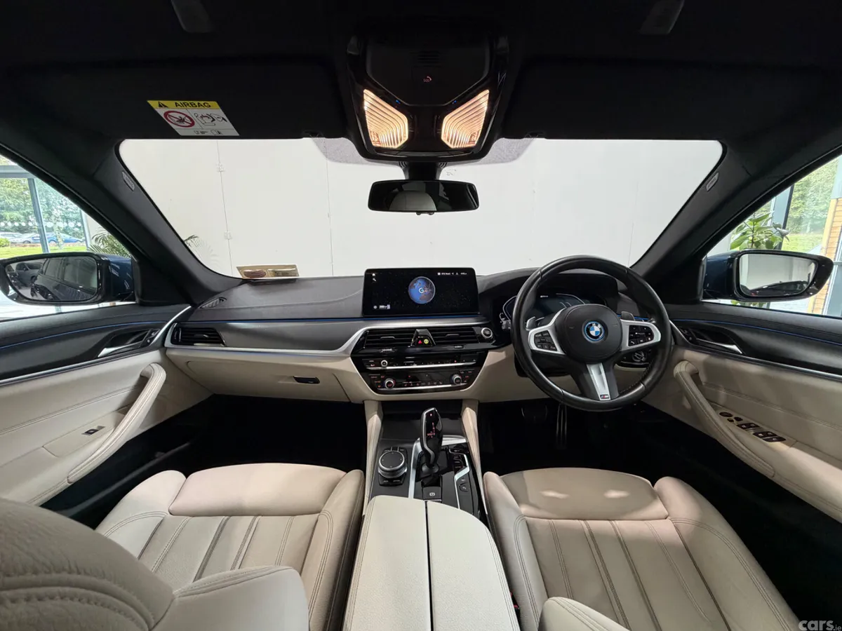 BMW 5-Series Saloon, Petrol Plug-in Hybrid, 2022, Blue