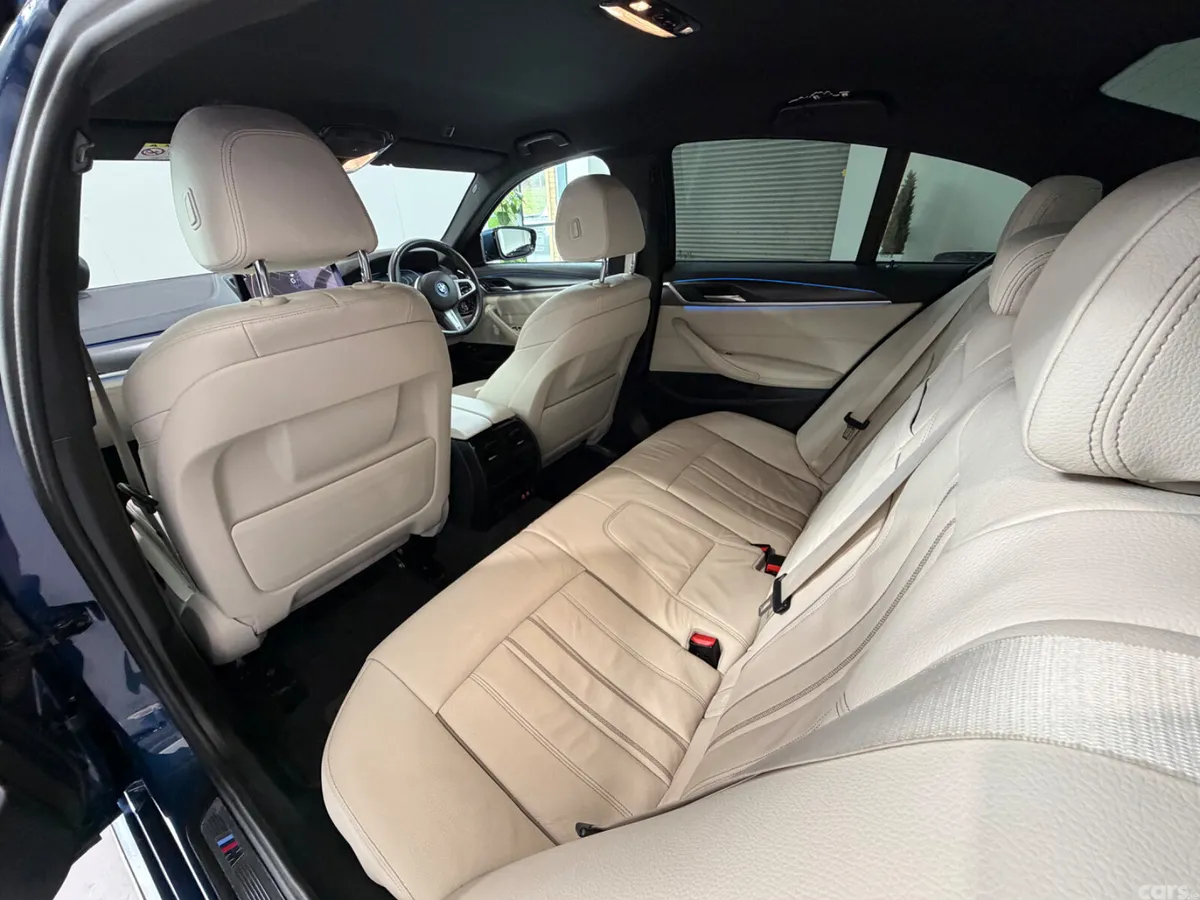 BMW 5-Series Saloon, Petrol Plug-in Hybrid, 2022, Blue