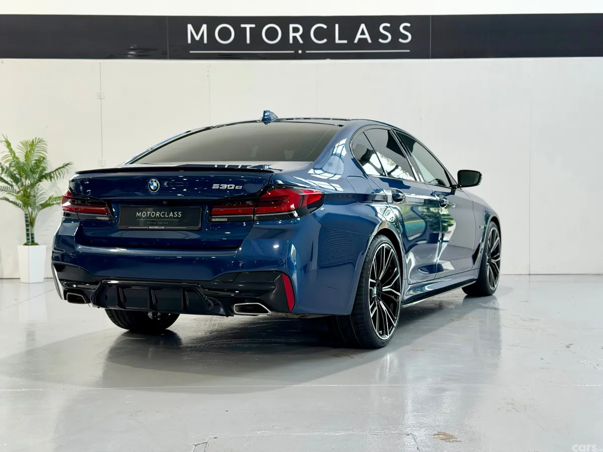 BMW 5-Series Saloon, Petrol Plug-in Hybrid, 2022, Blue
