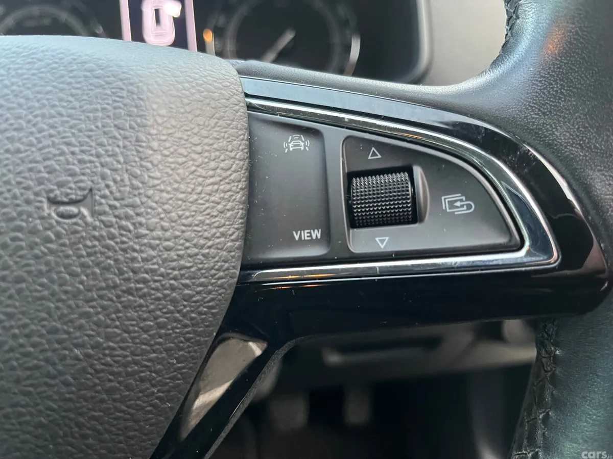 Skoda Karoq Estate, Petrol, 2019, Grey