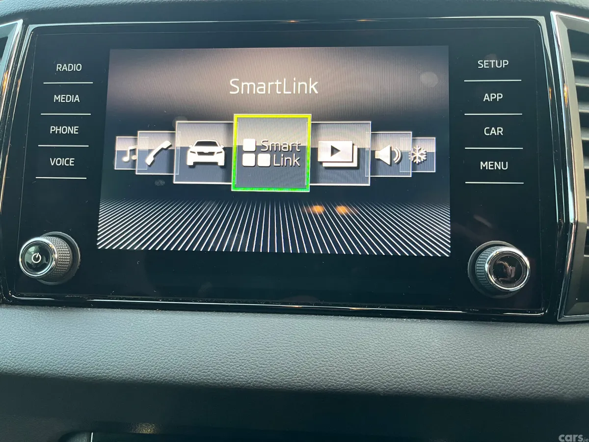 Skoda Karoq Estate, Petrol, 2019, Grey