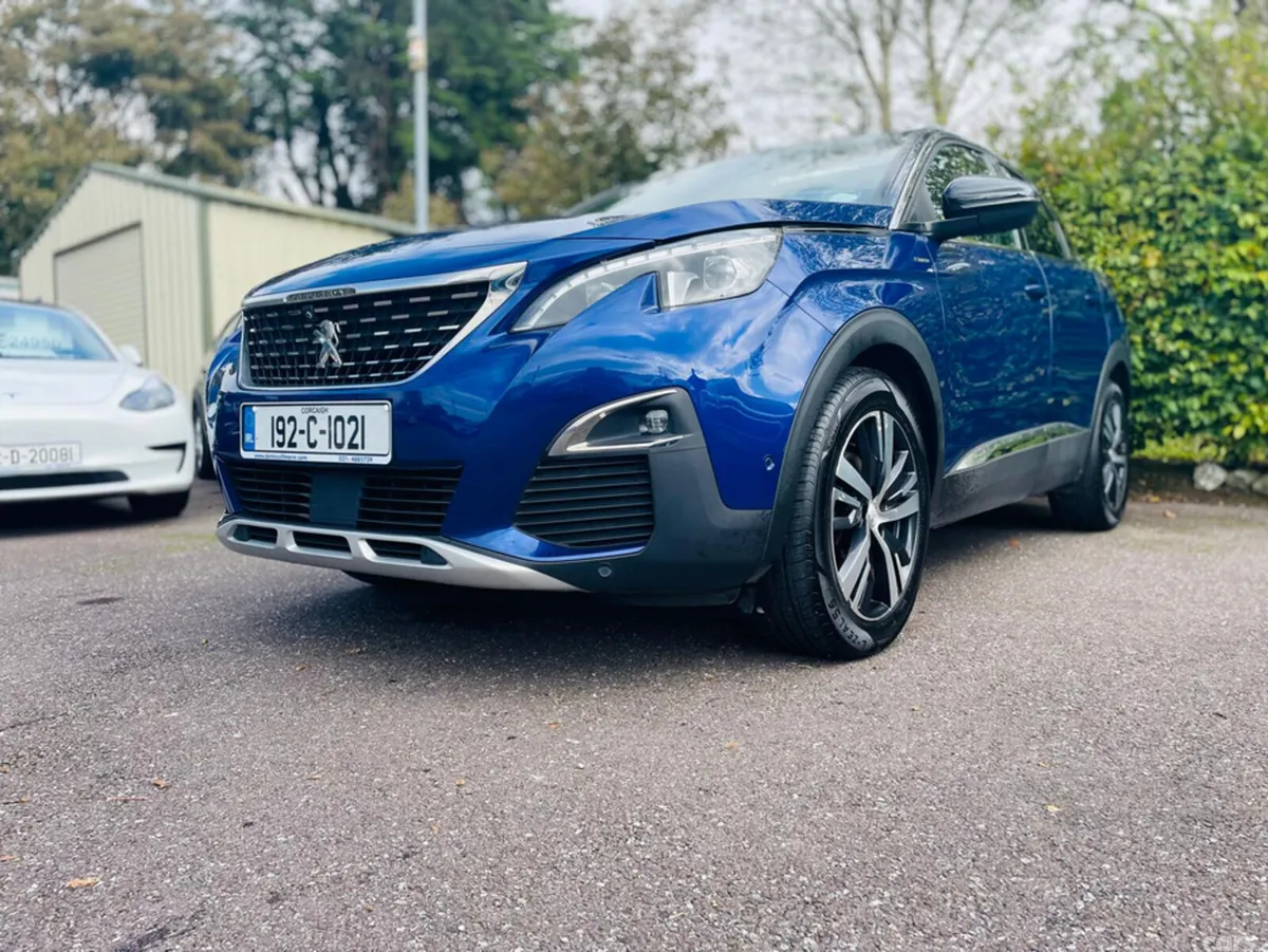 Peugeot 3008 MPV, Petrol, 2019, Blue