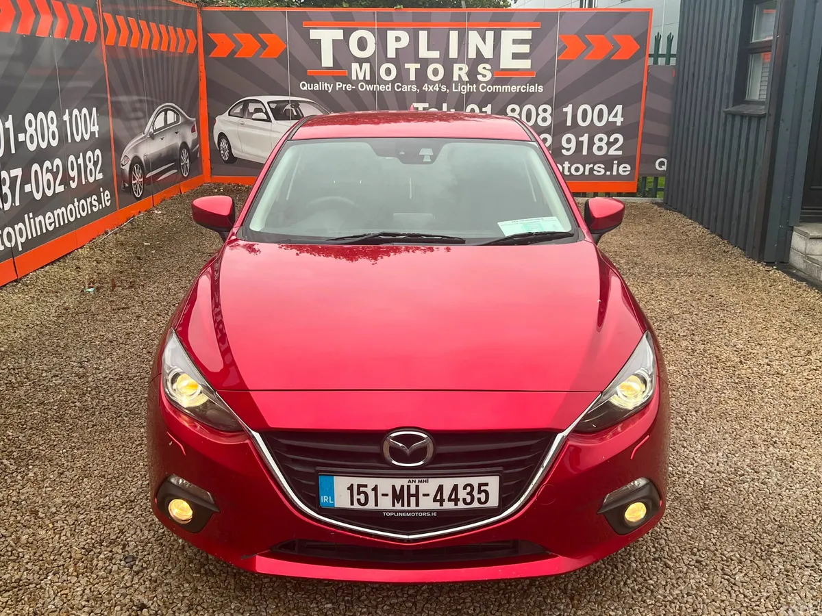 Mazda Mazda3 Hatchback, Diesel, 2015, Red