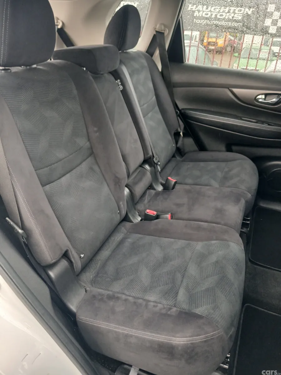 Nissan X-Trail SUV, Diesel, 2015, Silver