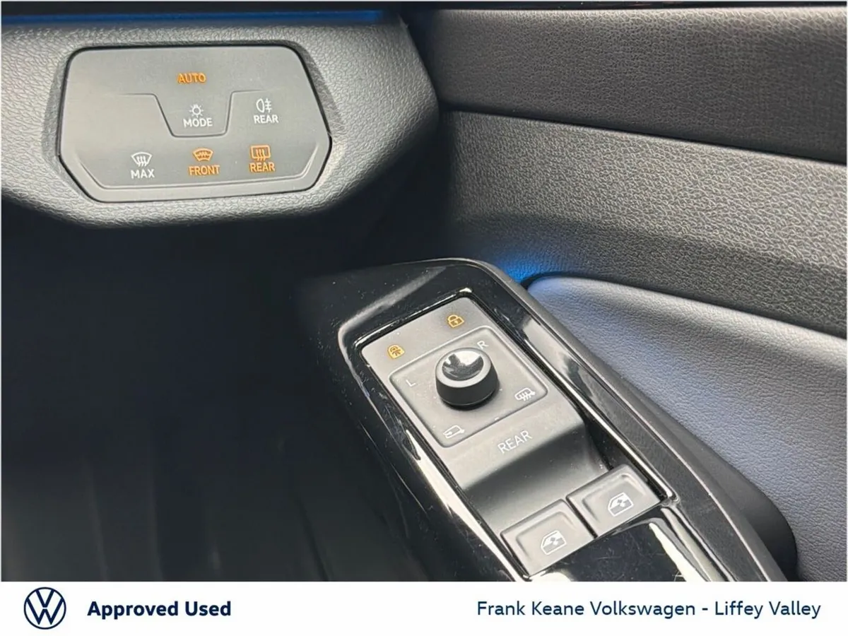 Volkswagen ID.4 SUV, Electric, 2023, Blue
