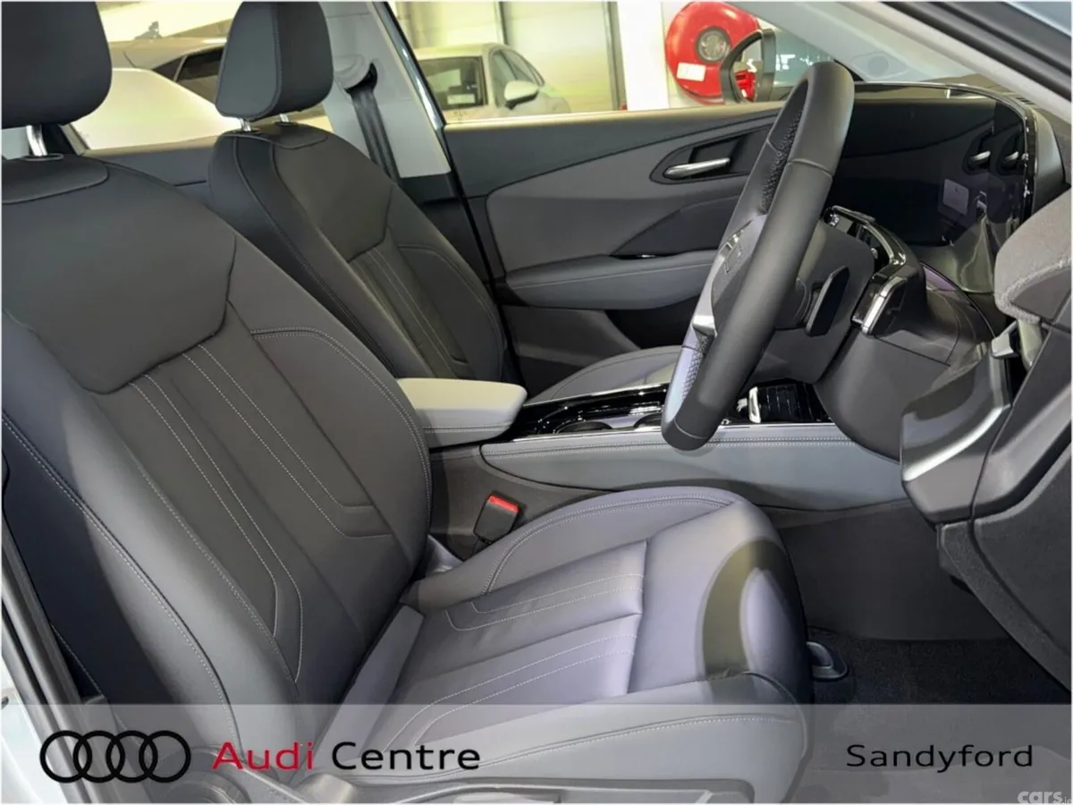 Audi Q3 SUV, Petrol Plug-in Hybrid, 2026, Grey