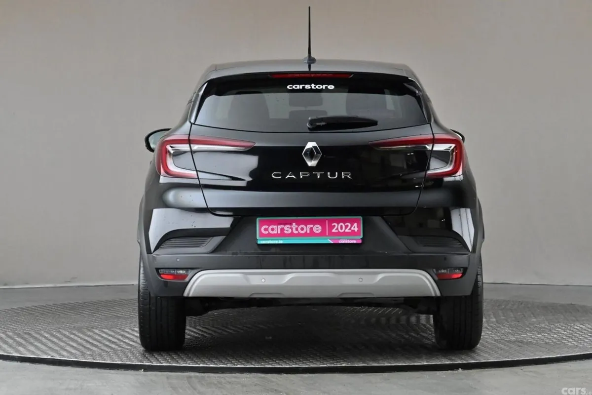 Renault Captur SUV, Petrol, 2024, Black