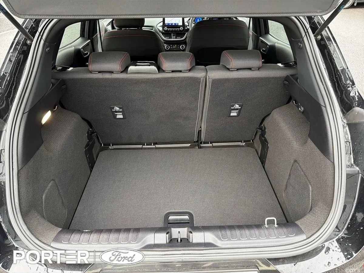 Ford Puma MPV, Petrol, 2024, Black