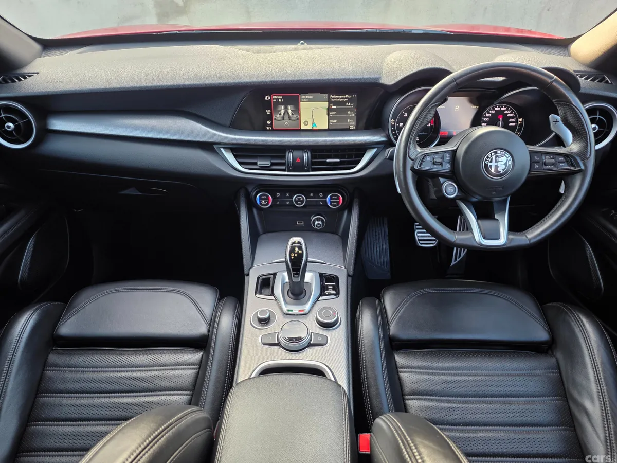 Alfa Romeo Stelvio Estate, Diesel, 2022, Red
