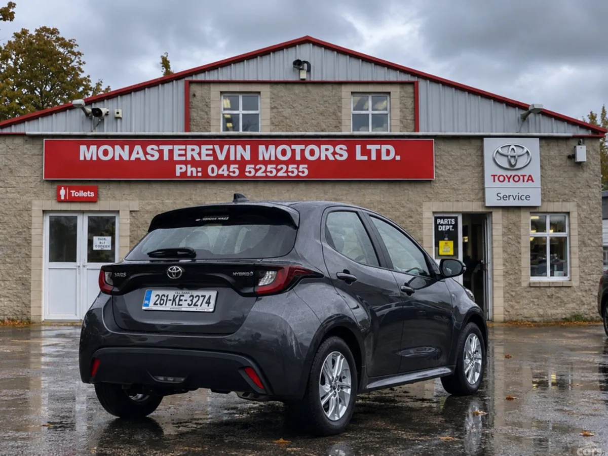 Toyota Yaris Hatchback, Petrol Hybrid, 2026, Grey