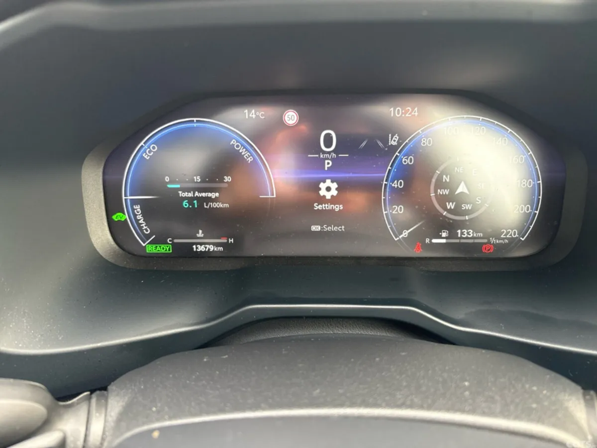 Toyota RAV4 SUV, Petrol Hybrid, 2024, Green