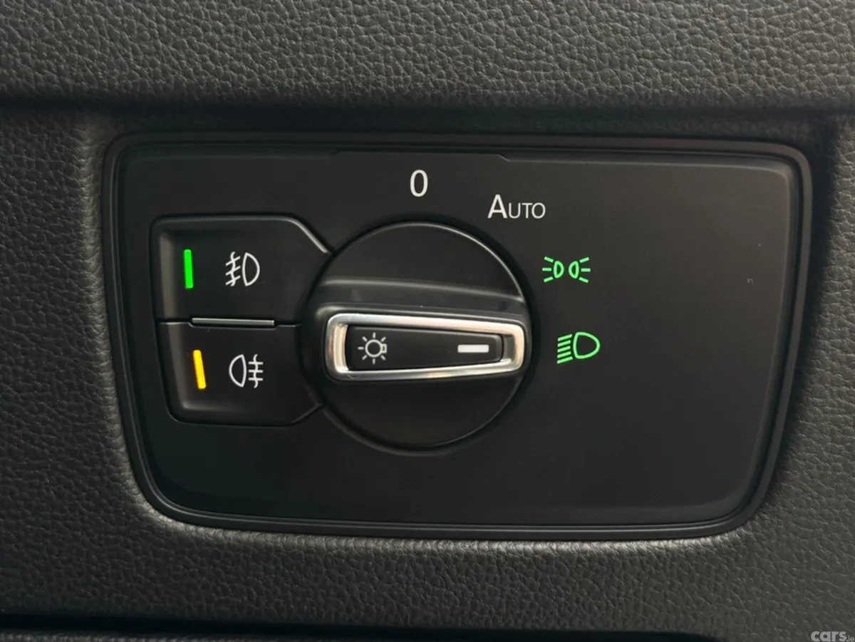 Volkswagen Passat Estate, Diesel, 2018, White