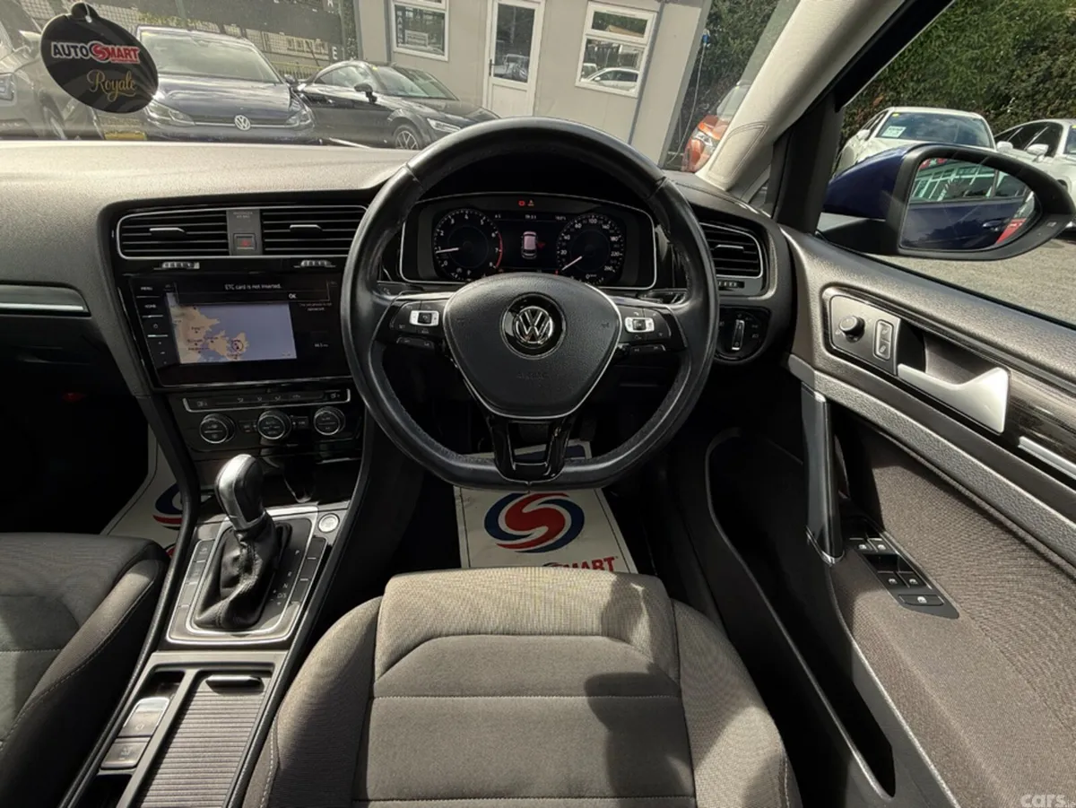 Volkswagen Golf Hatchback, Petrol, 2017, Blue