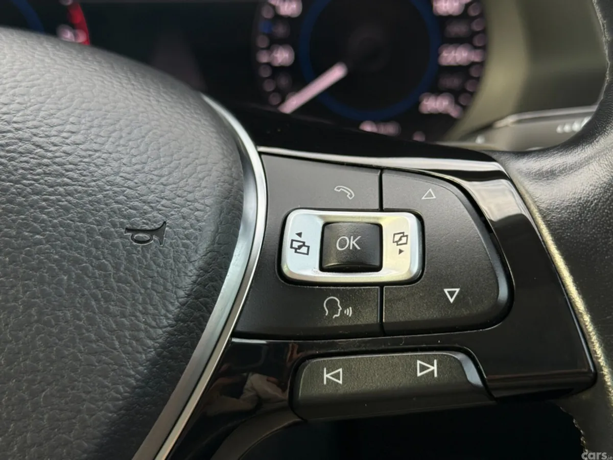 Volkswagen Passat Estate, Diesel, 2018, White