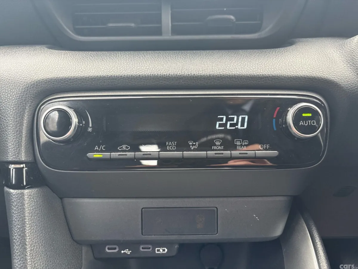 Toyota Yaris Hatchback, Petrol Hybrid, 2026, Grey
